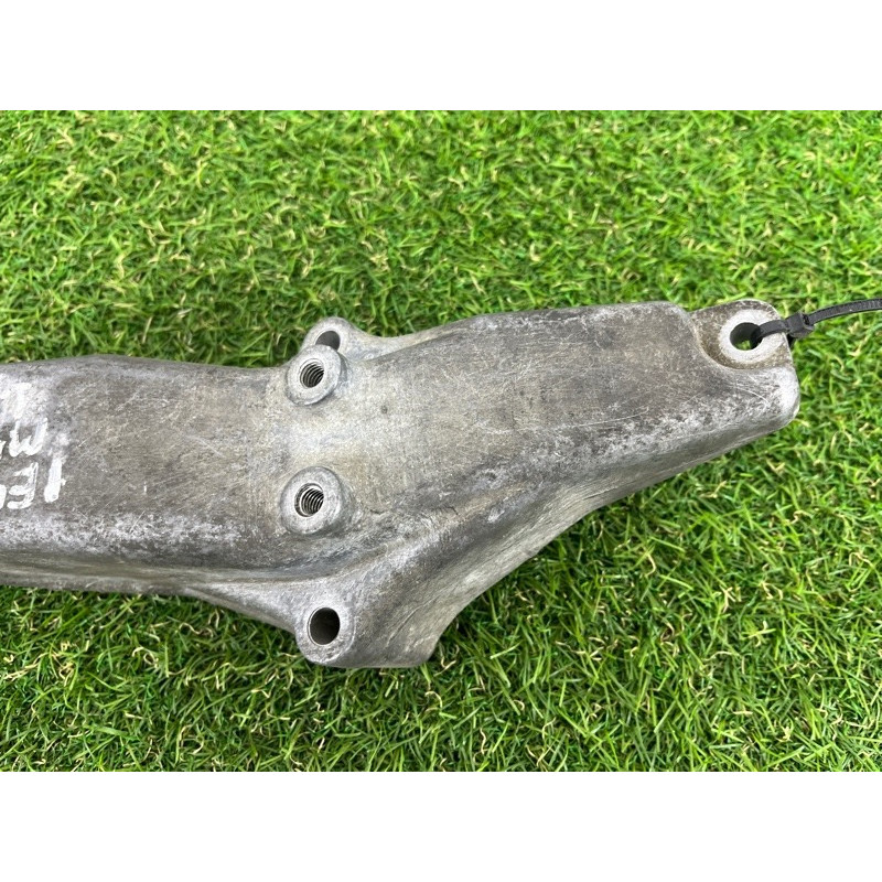 Кронштейн подушки двигателя (кронштейны двигателя) BMW 3-series E46 1999 M43B19 22111094651