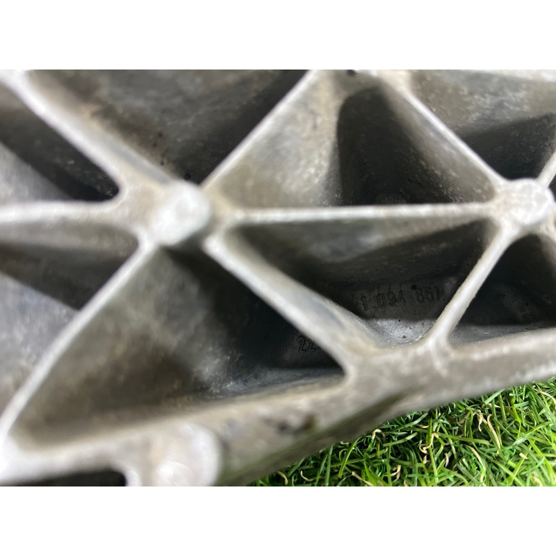 Кронштейн подушки двигателя (кронштейны двигателя) BMW 3-series E46 1999 M43B19 22111094651