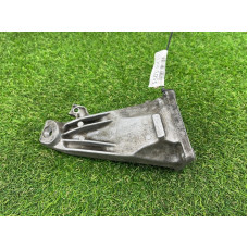 Кронштейн подушки двигателя