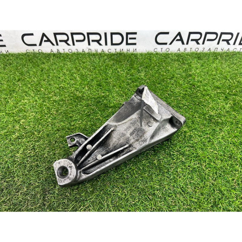 Кронштейн подушки двигателя (кронштейны двигателя) BMW 5-series E39 2001 M47D20 22116751582