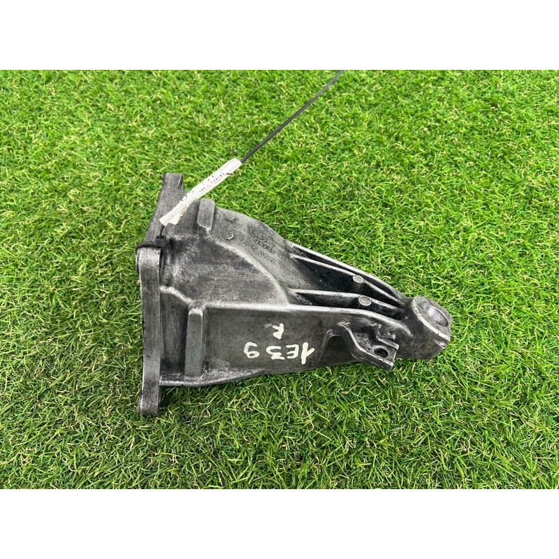 Кронштейн подушки двигателя (кронштейны двигателя) BMW 5-series E39 2001 M47D20 22116751582