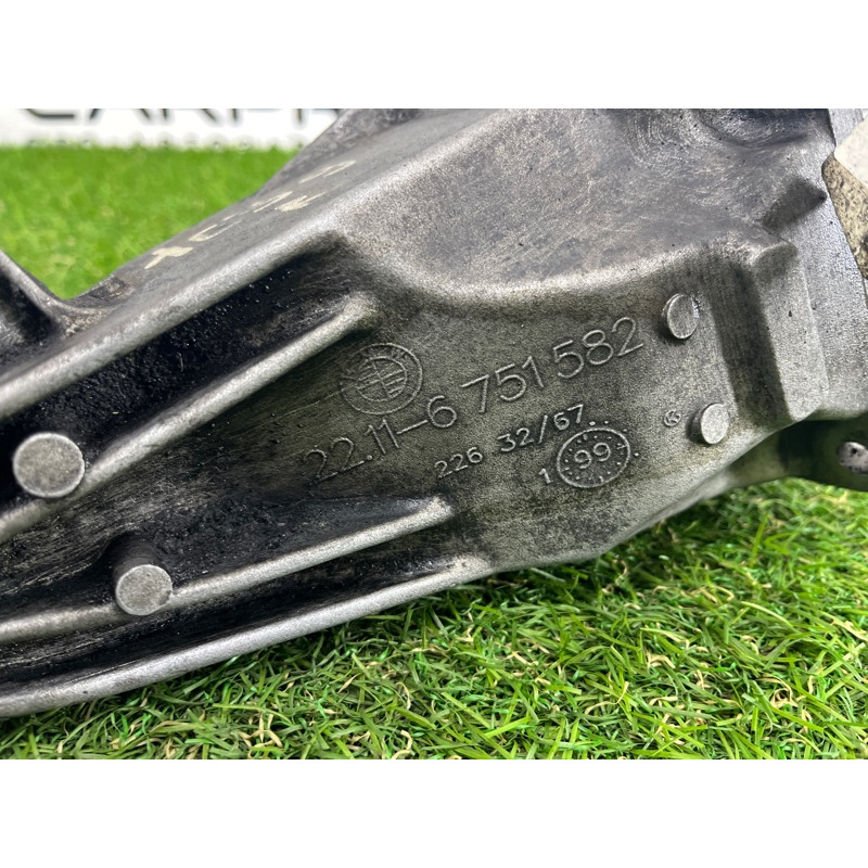 Кронштейн подушки двигателя (кронштейны двигателя) BMW 5-series E39 2001 M47D20 22116751582