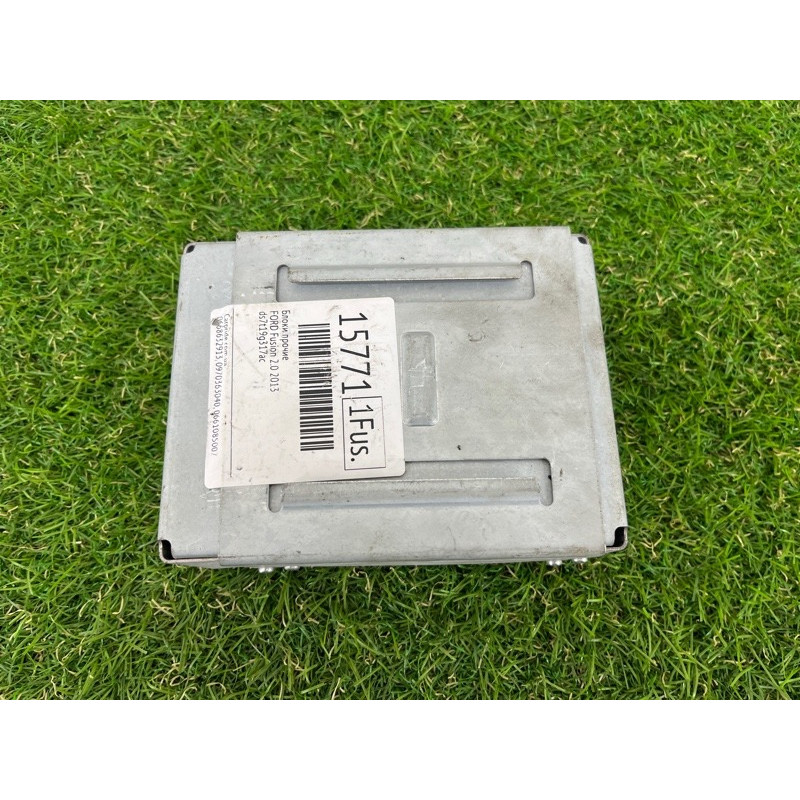 Преобразователь напряжения (электрика) FORD Fusion MK5 2013 2.0 ds7t19g317ac