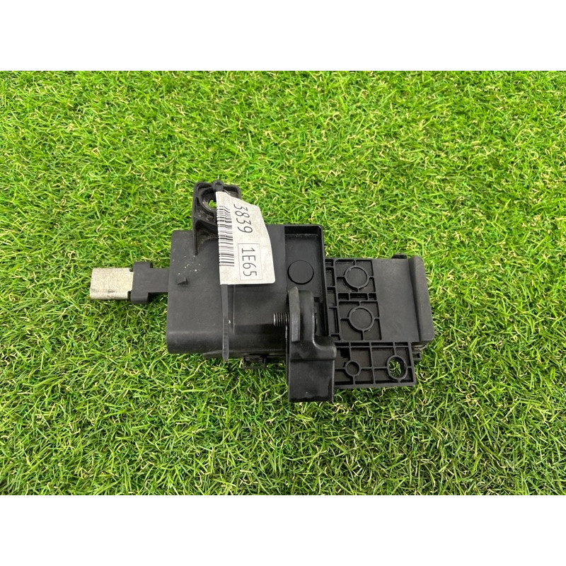 Блок предохранителей (электрика) BMW 7-series E65 N62B44 61138385164