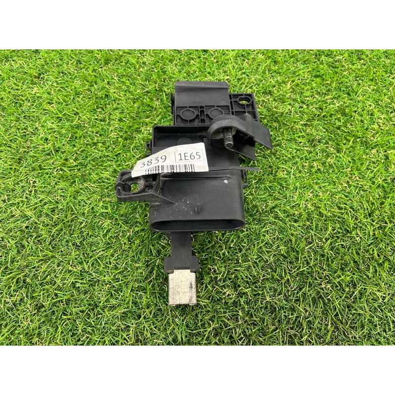 Блок предохранителей (электрика) BMW 7-series E65 N62B44 61138385164