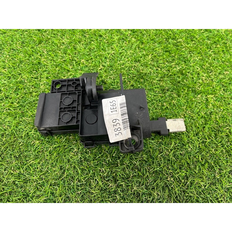 Блок предохранителей (электрика) BMW 7-series E65 N62B44 61138385164