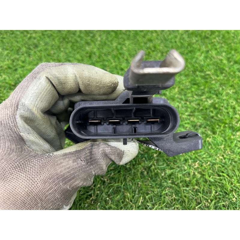 Блок предохранителей (электрика) BMW 7-series E65 N62B44 61138385164