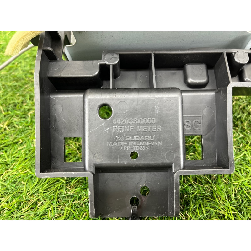 Антенна (электрика) Subaru Forester SJ 2016 2.5 86321sg330