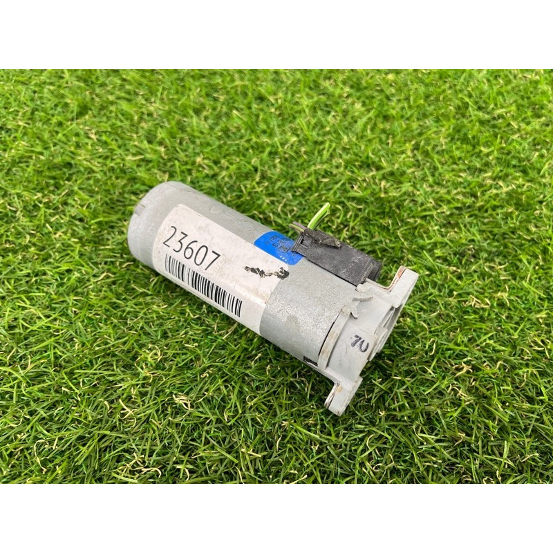 Моторчик регулировки сидения (электрика) BMW X5 E70 2009 67317075945