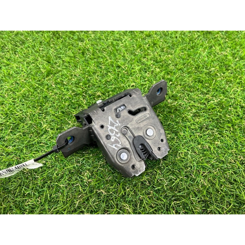 Замок багажника (кузов і елементи) CHEVROLET Volt 1 2012 1.4 13581023