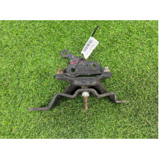 Подушка двигателя