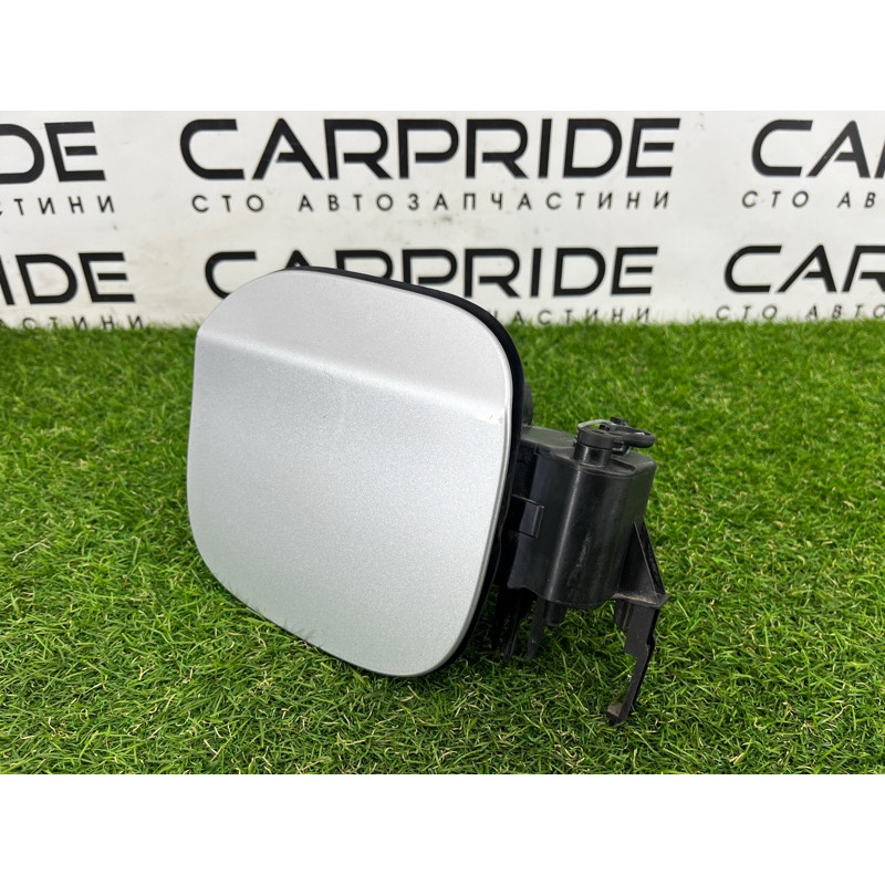 Лючок топливного бака (кузов и элементы) Chevrolet Malibu 9 23135978