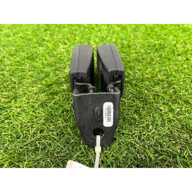 Ремень безопасности (airbag/безопасность) Volkswagen Passat B7 2013 2.5 561857739qvz