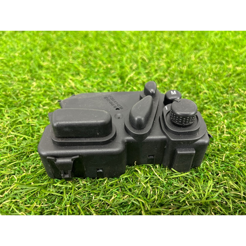 Кнопка регулировки сиденья (электрика / кнопки) Mercedes-Benz C-class W203 2007 3.0 a2038214258