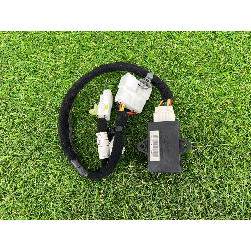 Блок управління підігрівом сидіння (електрика / блок управління) Hyundai Sonata YF 2013 2.4 881913s000