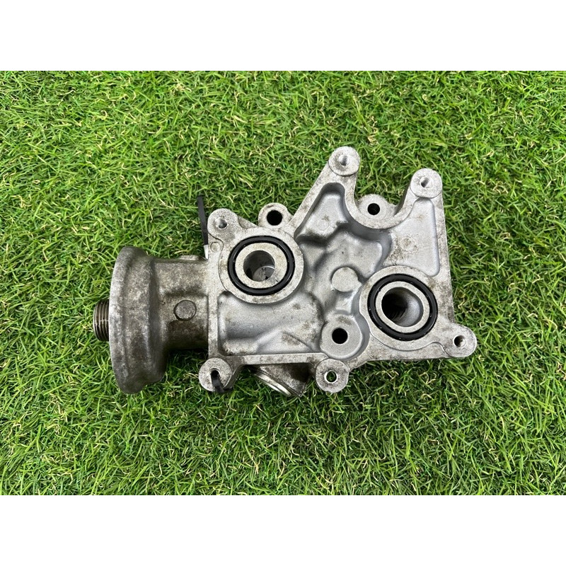 Кронштейн масляного фильтра (кронштейны двигателя) Ford Explorer MK5 3.7 AT4Z6881HA