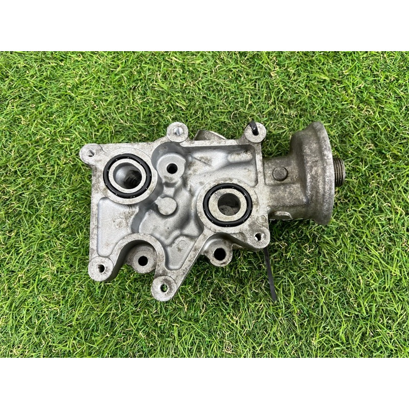 Кронштейн масляного фильтра (кронштейны двигателя) Ford Explorer MK5 3.7 AT4Z6881HA