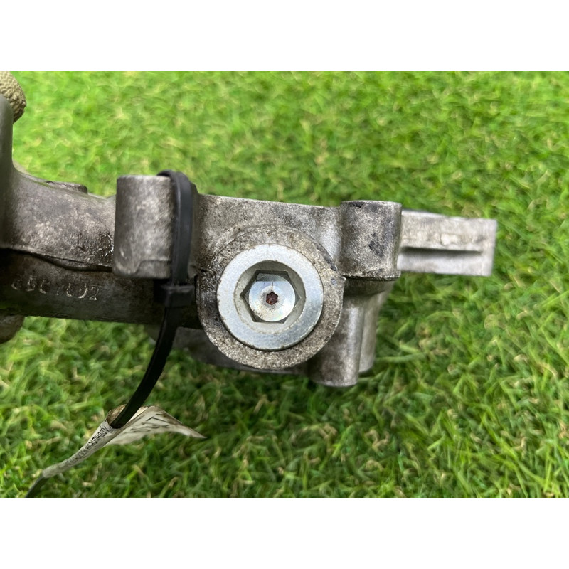 Кронштейн масляного фильтра (кронштейны двигателя) Ford Explorer MK5 3.7 AT4Z6881HA