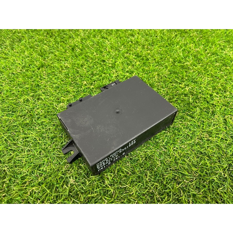 Блок управління люком (електрика / блоки управління) BMW 5-series E34 61358351669