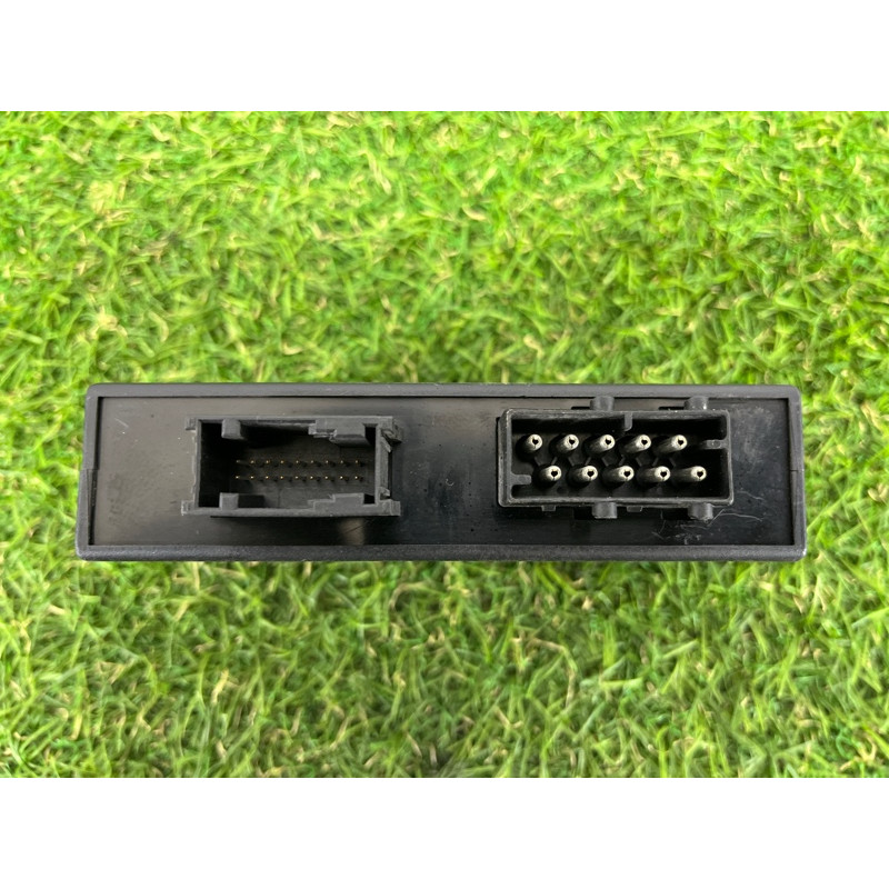 Блок управління люком (електрика / блоки управління) BMW 5-series E34 61358351669