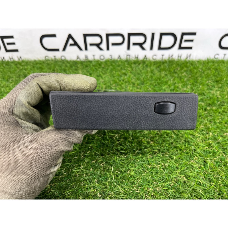 Подстаканник (салон) BMW 5-series E60 2005 N52B25 51457063104