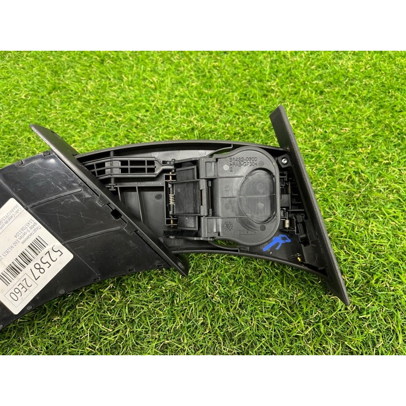 Подстаканник (салон) BMW 5-series E60 2005 N52B25 51457063104