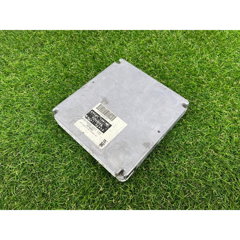 ЭБУ (электрика / блок управления) Toyota Camry XV20 8966106850