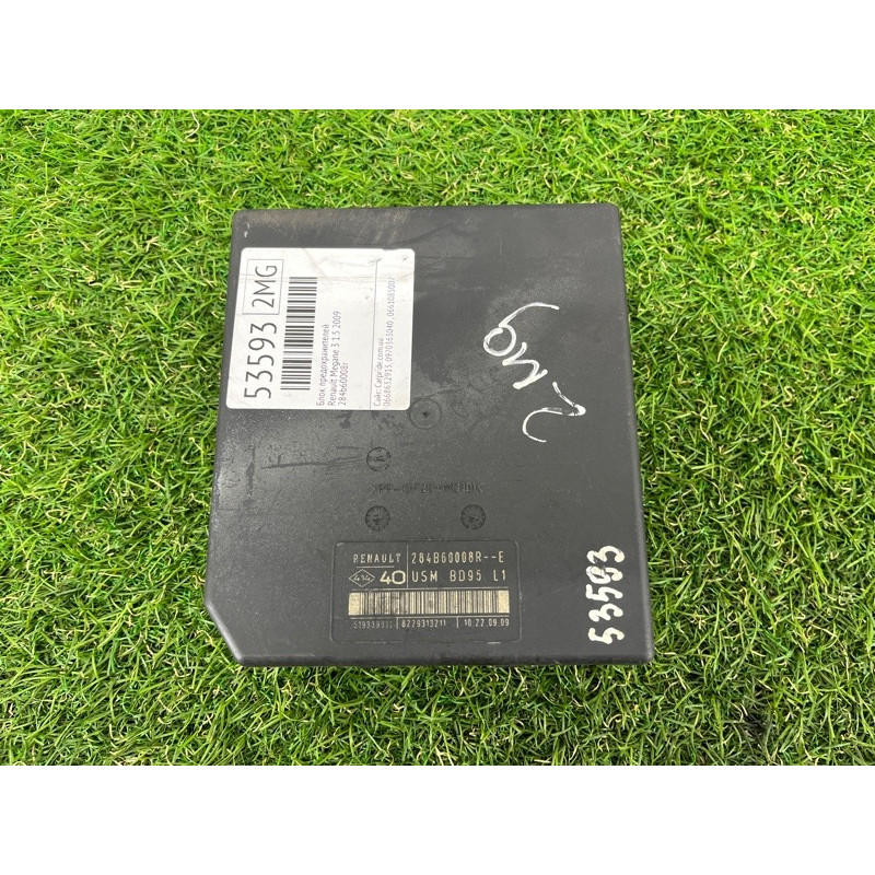 Блок предохранителей (электрика) Renault Megane 3 2009 1.5 284b60008r