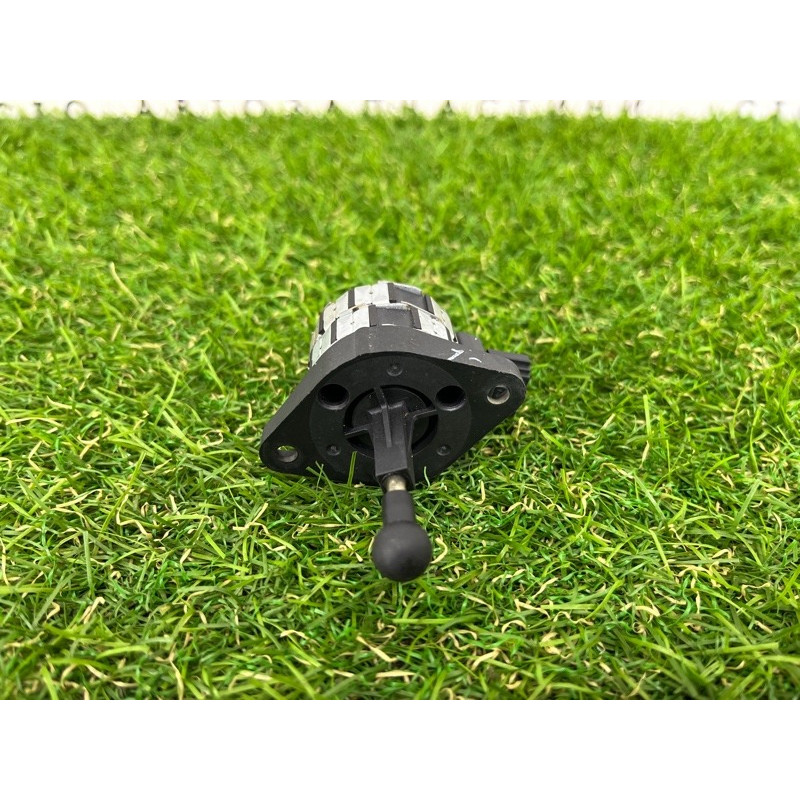 Корректор фары (оптика) Bmw 5-series E60 1307220034