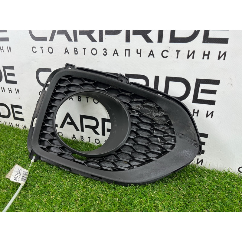 Решетка бампера (кузов и элементы) KIA Sorento UM 2013 2.4