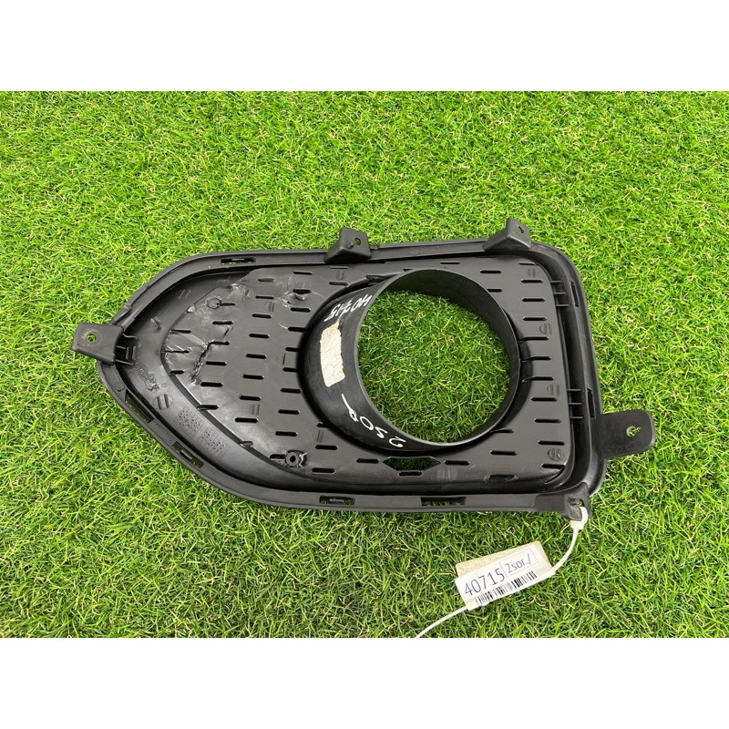 Решетка бампера (кузов и элементы) KIA Sorento UM 2013 2.4