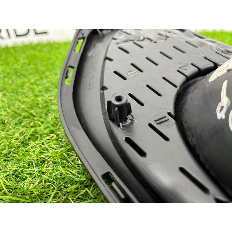 Решетка бампера (кузов и элементы) KIA Sorento UM 2013 2.4