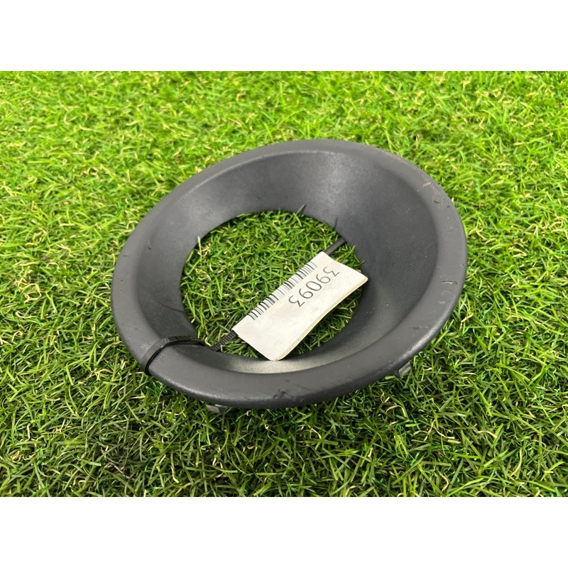 Решетка бампера (кузов и элементы) Land Rover Discovery 3 2009 dxb500051xxx