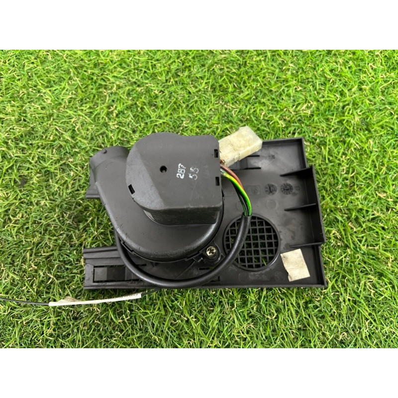 Клапан вентиляции (кузов и элементы) BMW 5-series E39 12901745182