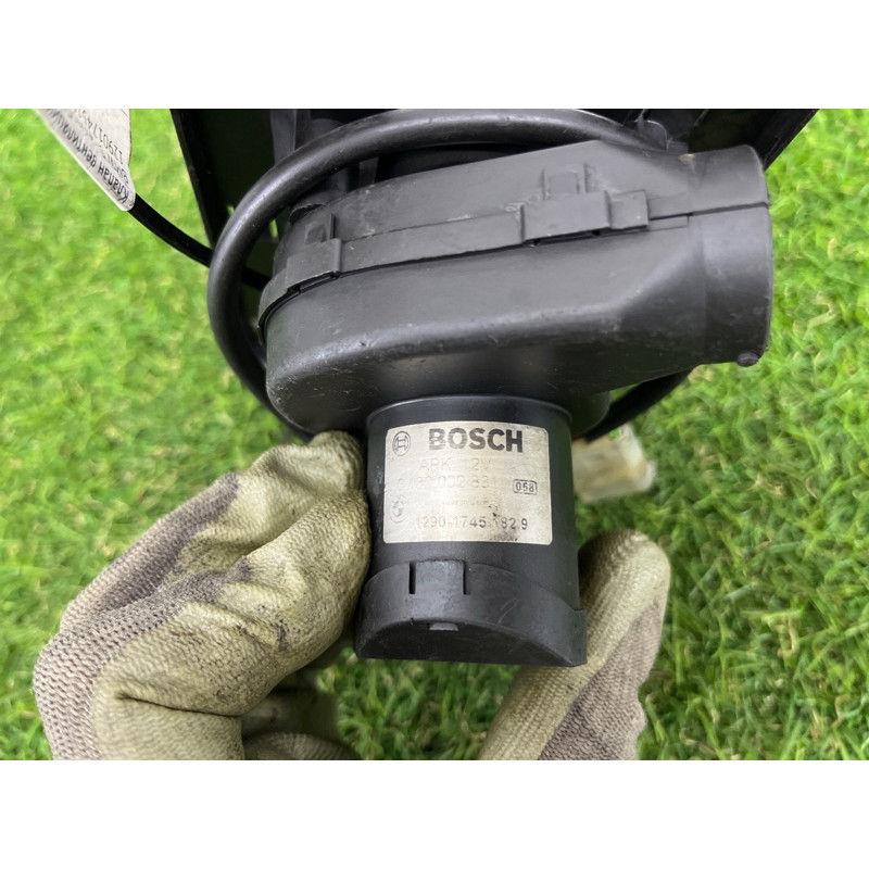 Клапан вентиляции (кузов и элементы) BMW 5-series E39 12901745182