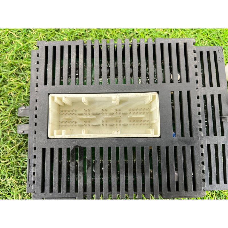 Блок управления светом (электрика / блок управления) BMW 5-series E60 2004 M54B22 6941592