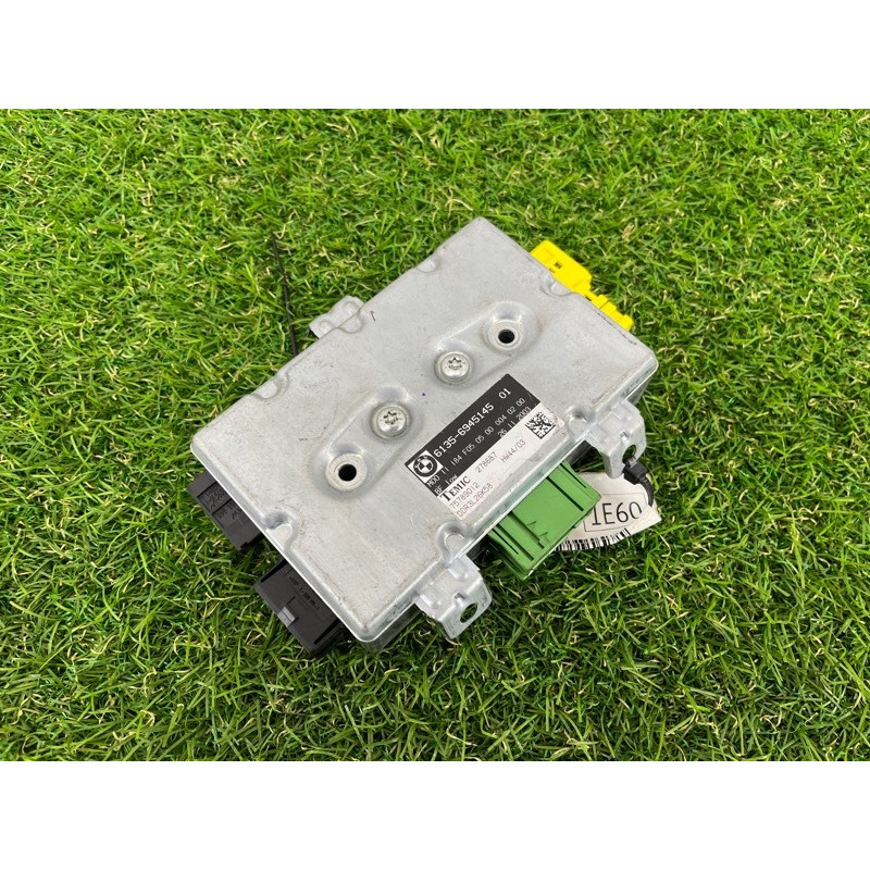 Блок управления дверьми (электрика / блок управления) BMW 5-series E60 2004 M54B22 61356945145