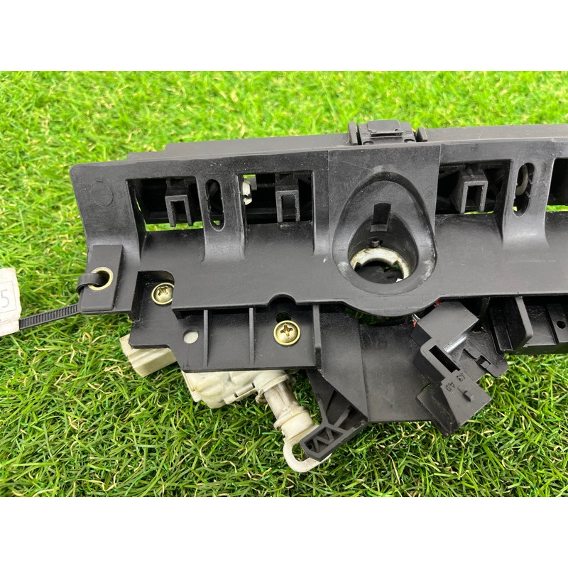 Замок багажника (кузов и элементы) AUDI A6 C5 2001 2.5 AKE 8D9827565h