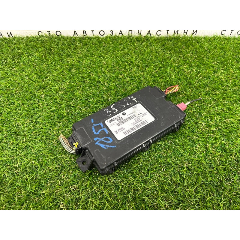 Блок комфорта (электрика / блоки управления) Dodge Journey SXT 2013 3.6 68172581aa