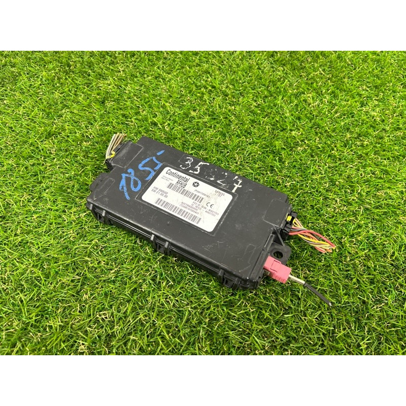 Блок комфорта (электрика / блоки управления) Dodge Journey SXT 2013 3.6 68172581aa