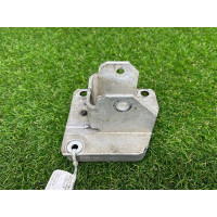 Кронштейн усилителя бампера