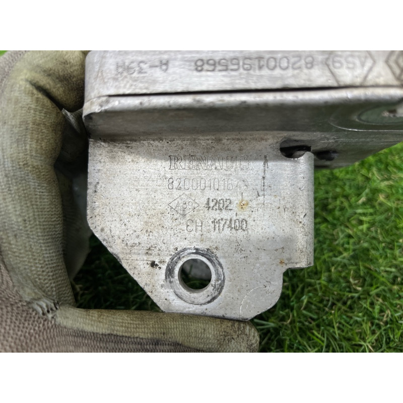 Кронштейн усилителя бампера (стекла и зеркала) Renault Megane 2 2004 1.9 DCI 8200010164