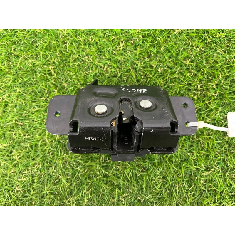 Замок багажника (кузов и элементы) Jeep Compass MK49 2011 2.4 4589111AE