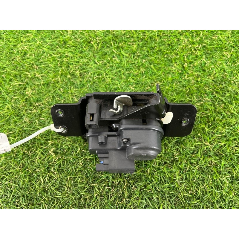 Замок багажника (кузов и элементы) Jeep Compass MK49 2011 2.4 4589111AE