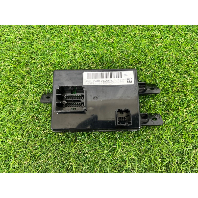 Блок управления печки (электрика / блок управления) Jeep Cherokee KL 2014 3.2 68103285ag