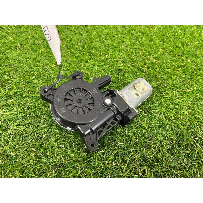 Мотор стеклоподъемника (электрика) Chevrolet Malibu 9 84198850