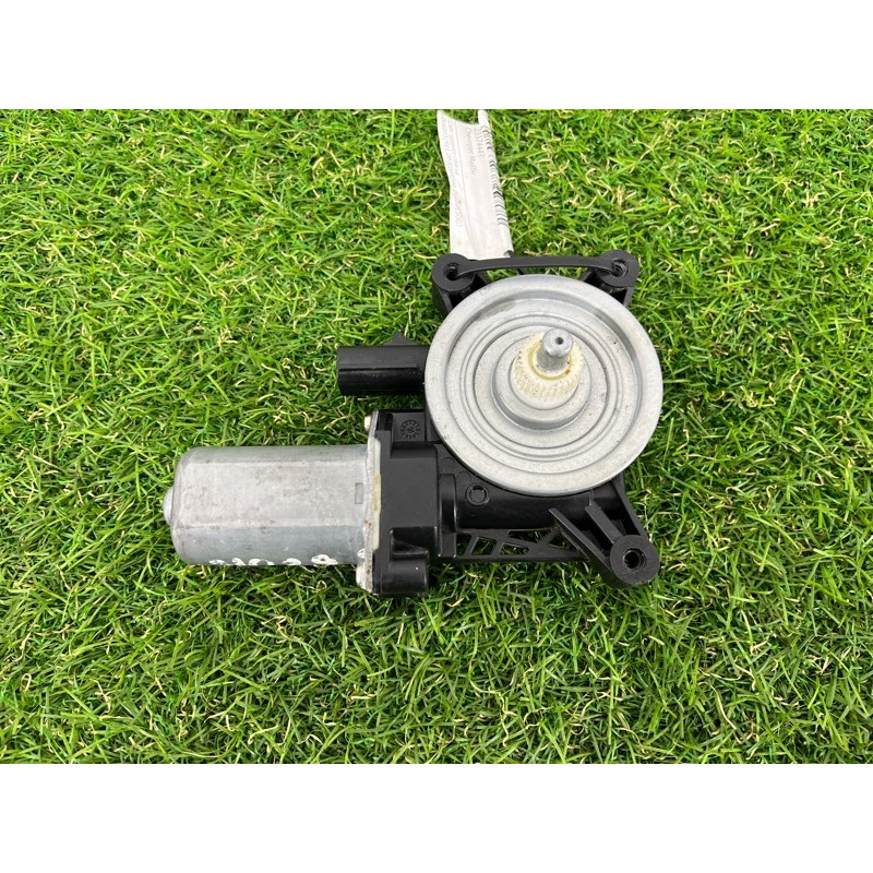 Мотор стеклоподъемника (электрика) Chevrolet Malibu 9 84198850