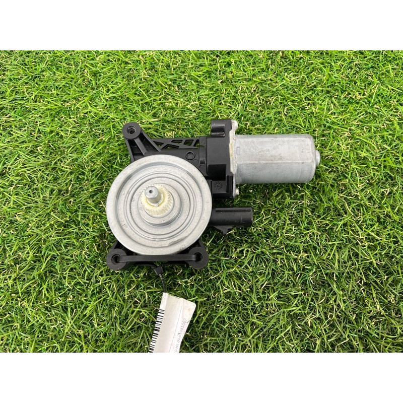 Мотор стеклоподъемника (электрика) Chevrolet Malibu 9 84198850