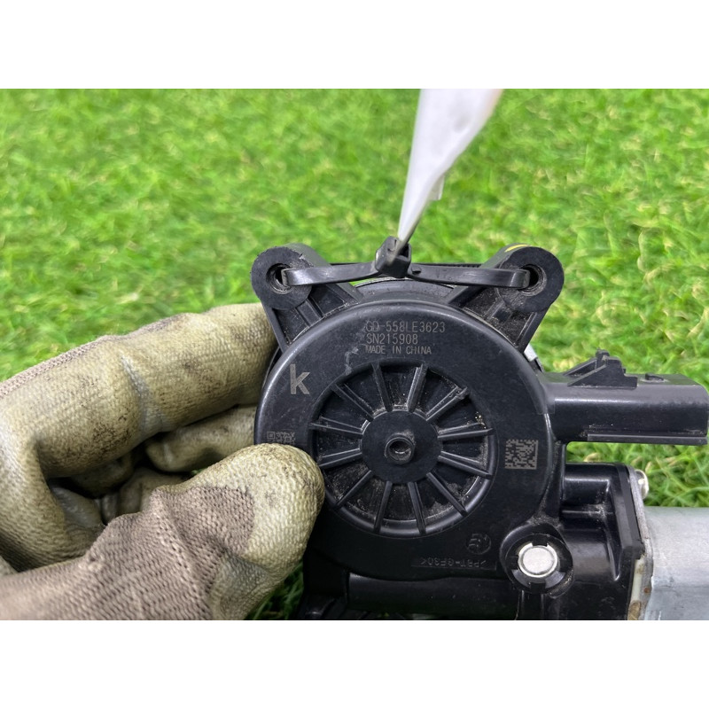 Мотор стеклоподъемника (электрика) Chevrolet Malibu 9 84198850