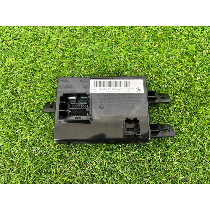 Блок управления климат-контролем (электрика / блок управления) Jeep Cherokee Trailhawk 2014 2.4 68103285AG